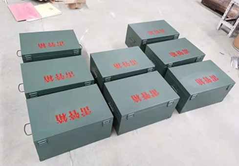 西昌炸药箱和雷管箱一般是怎么存放的？